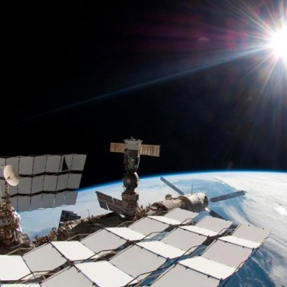 کشتی باری Progress 77 روسیه با ایستگاه فضایی بین المللی اسکله می زند