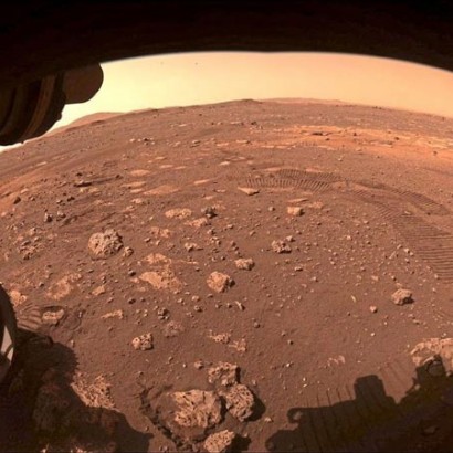 مریخ نورد استقات ناسا برای اولین بار در مریخ حرکت کرد
