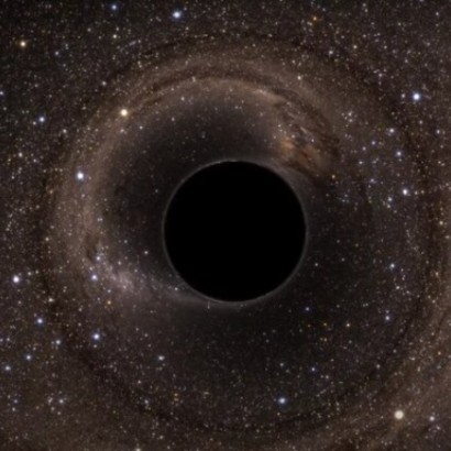 سیاه‌چاله‌ها چگونه بزرگ می‌شوند؟