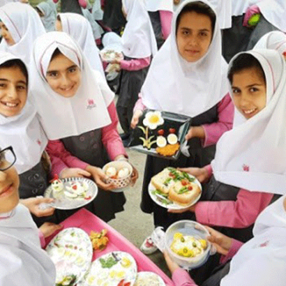 اجرای آزمایشی طرح تغذیه رایگان دانش آموزان مناطق محروم