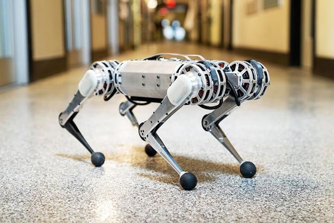 ربات مینی چیتا MIT، اولین ربات چهارپایی که پشتک میزند