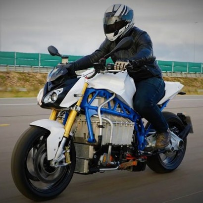 بی‌ ام‌ و موتورسیکلت برقی E-Power Roadster را رونمایی کرد