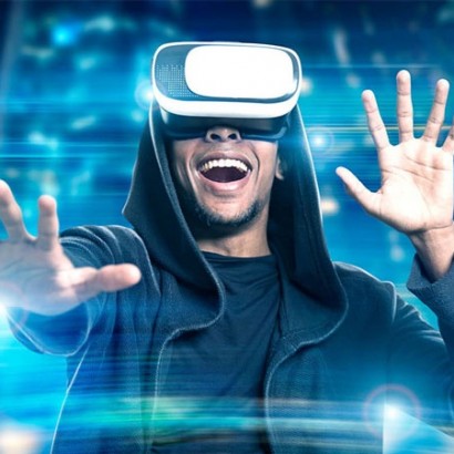 واقعیت مجازی چیست و چطور اختراع شد