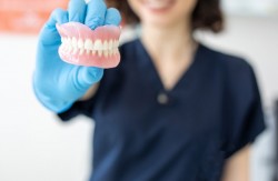تکنسین پروتزهای دندانی