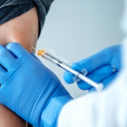 سامانه نوبت‌دهی واکسن برای دانش‌آموزان سال آخر متوسطه دوم باز شد