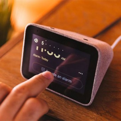 ساعت رومیزی هوشمند لنوو مجهز به دستیار گوگل است