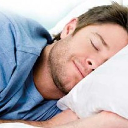 اگر دچار کم خوابی هستید این تنقلات را نخورید!