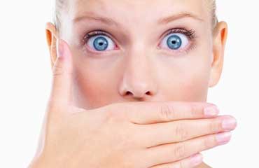 سه درمان طبیعی بوی بد دهان
