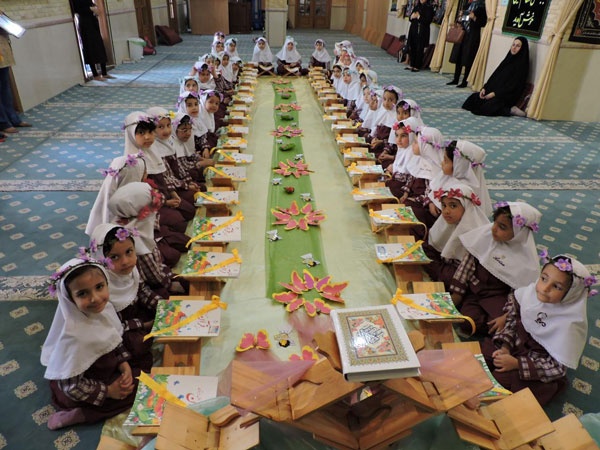 ارتباط مسجد و مدرسه، باعث تقویت دینی مدارس می‌شود