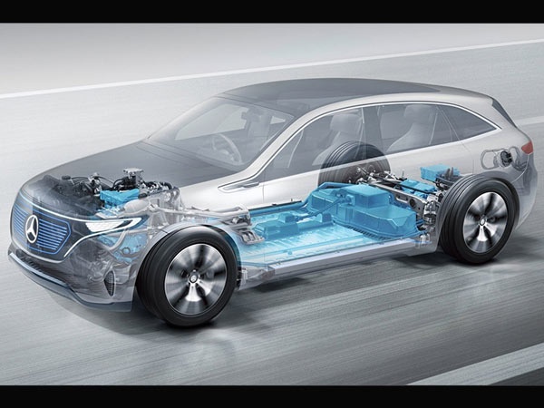 همکاری IBM و مرسدس بنز برای تولید نسل جدید باتری خودرو