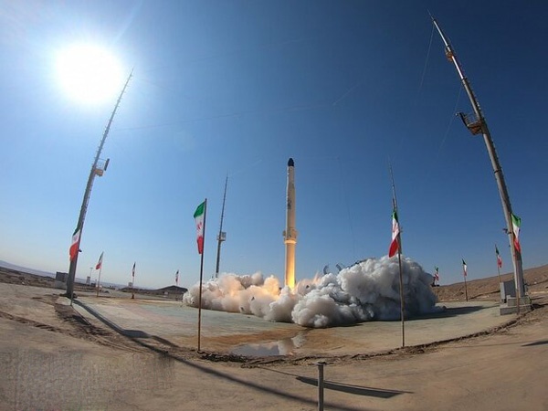 وزارت دفاع ماهواره‌بر ترکیبی ذوالجناح را با موفقیت پرتاب کرد