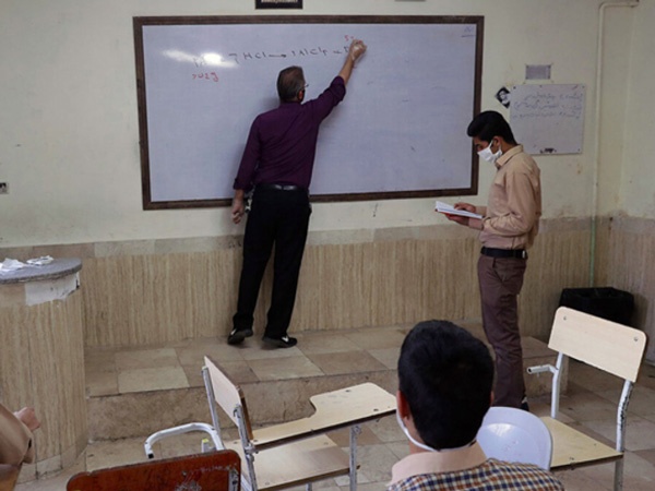 غیبت غیرموجه در انتظار دانش آموزان غایب