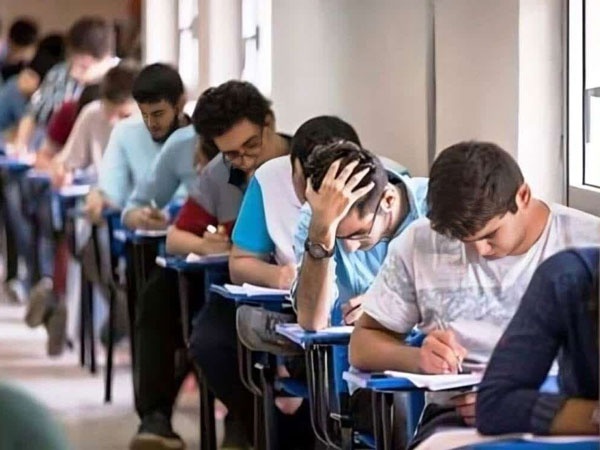 اعلام نتایج اعتراض دانش‌آموزان به نمرات آزمون نهایی دی ۱۴۰۲
