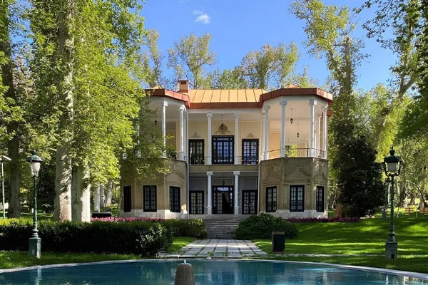 مجموعه کاخ نیاوران؛ از معماری فاخر تا موزه‌های تاریخی