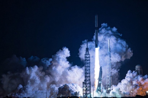 بلو اوریجین آماده همکاری کامل با ناسا برای ماه