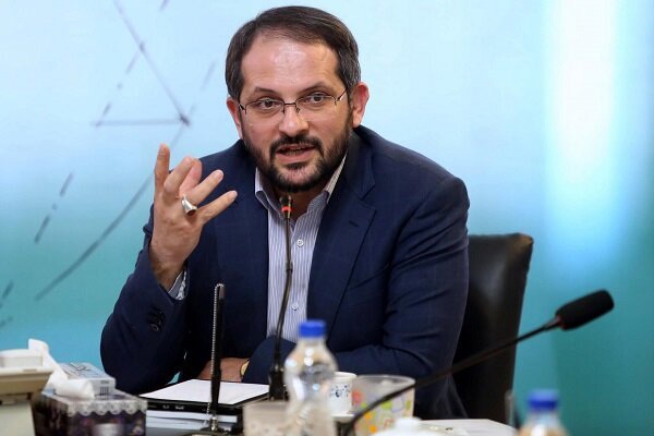 حساسیت و نقش مداوم دانشجو در مسائل کشور