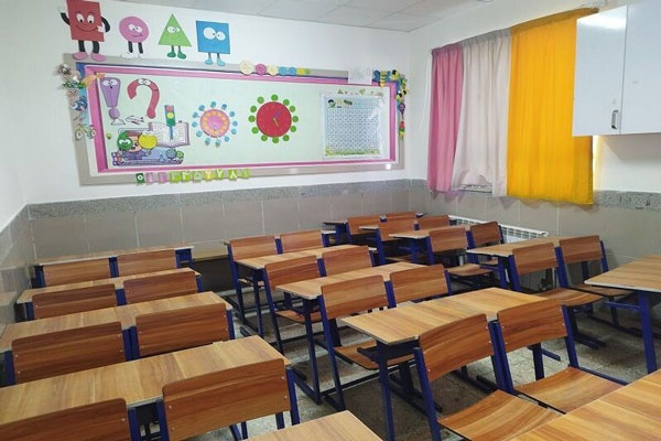 دریافت هرگونه وجه در زمان ثبت نام و تحویل کارنامه مدارس تخلف است