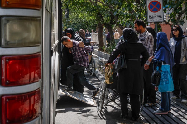 تحصیل ۸۲ هزار دانش‌آموز با نیازهای ویژه در مدارس/ دروس ویژه برای دانش‌آموزان دارای اختلال